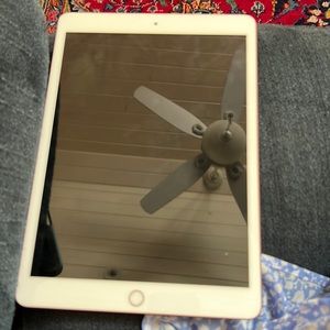 ipad 8th generation & apple pencil